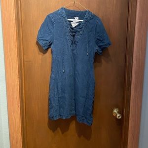 Denim dress with pockets